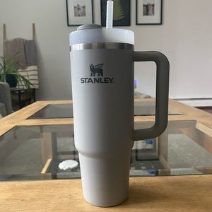 STANLEY 30 oz Quencher H2.0 cup in Flint